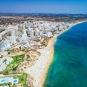 apt-armao-de-pra-ocean-terrace-with-pool-by-homing.hotelaalgarve.com/